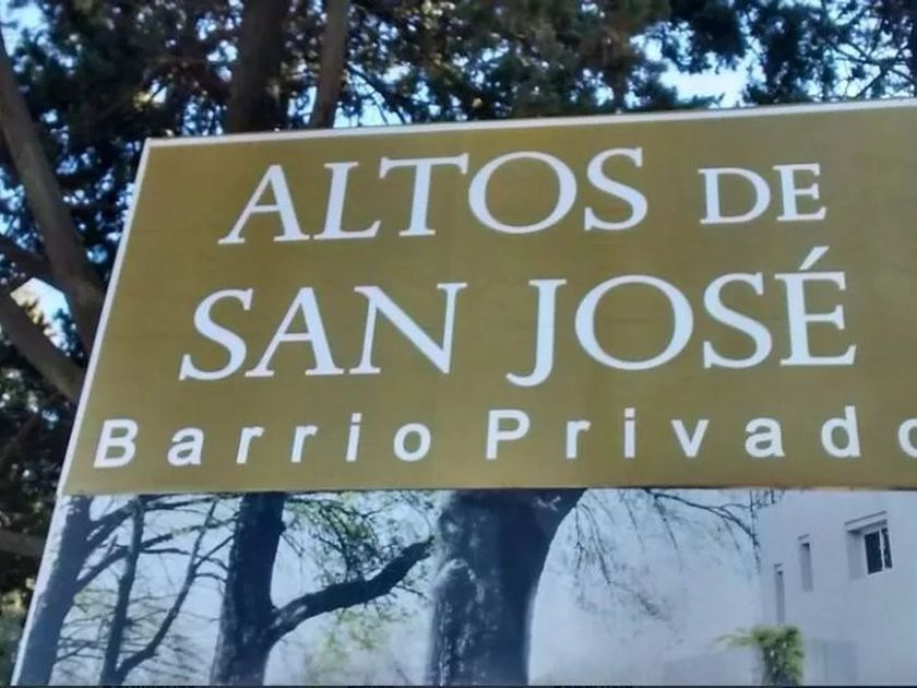 Altos de San José