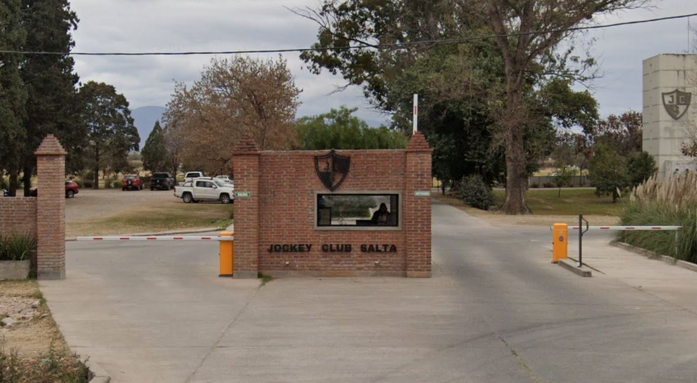 Jockey Club Salta - barrio privado con Barrio privado